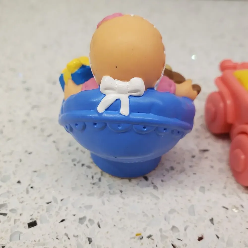 Fisher Price Little People Jewish Hanukkah Baby Girl Teddy Bear Presents RARE